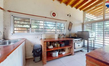 VENTA CASA 4 AMBIENTES CON PILETA MORENO