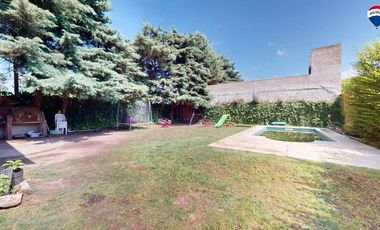 VENTA CASA 4 AMBIENTES CON PILETA MORENO