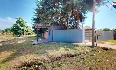 VENTA CASA 4 AMBIENTES CON PILETA MORENO