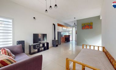 VENTA CASA 4 AMBIENTES CON PILETA MORENO