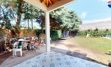 VENTA CASA 4 AMBIENTES CON PILETA MORENO