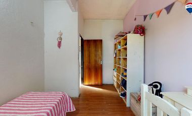VENTA CASA 4 AMBIENTES CON PILETA MORENO
