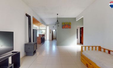 VENTA CASA 4 AMBIENTES CON PILETA MORENO