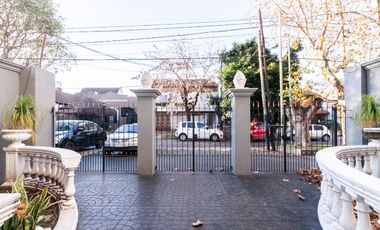 VENTA SALÓN DE FIESTAS - BANFIELD / IDEAL INVERSOR