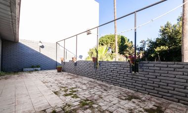 VENTA SALÓN DE FIESTAS - BANFIELD / IDEAL INVERSOR