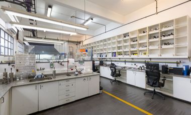 ALQUILER GALPON LABORATORIO Y OFICINAS V.MARTELLI