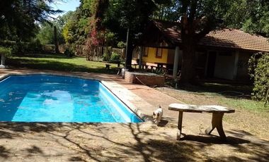 VENTA CASA QUINTA 20 DE JUNIO CON PILETA