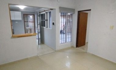 Casa en alquiler de 2 dormitorios c/ cochera en Rafaela