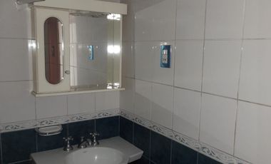Casa EN ALQUILER- 2 dorm.+Cochera+Patio c/Parrillero- Rodriguez al 3000, Rosario