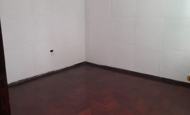 Casa EN ALQUILER- 2 dorm.+Cochera+Patio c/Parrillero- Rodriguez al 3000, Rosario