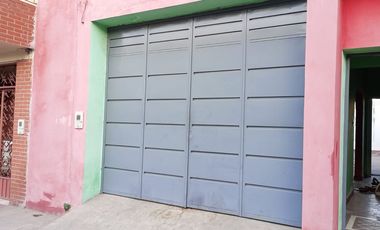 VENTA DE CASA  A METROS DE LA AV. ALMIRANTE BROWN