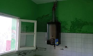 VENTA DE CASA  A METROS DE LA AV. ALMIRANTE BROWN