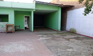 VENTA DE CASA  A METROS DE LA AV. ALMIRANTE BROWN