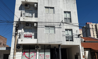 Departamento en alquiler c/ cochera en Nueva Resistencia
