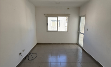 Departamento en alquiler c/ cochera en Nueva Resistencia