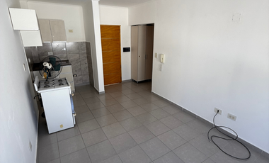 Departamento en alquiler c/ cochera en Nueva Resistencia