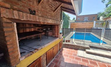 VENTA CASA 4 AMBIENTES PILETA Y QUINCHO RANELAGH