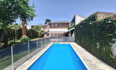 VENTA CASA 4 AMBIENTES PILETA Y QUINCHO RANELAGH
