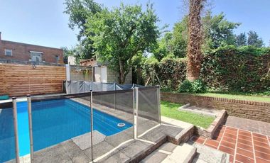 VENTA CASA 4 AMBIENTES PILETA Y QUINCHO RANELAGH
