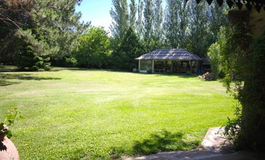 CASA QUINTA EN VENTA- 20 DE JUNIO