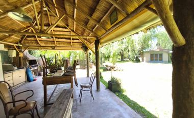 CASA QUINTA EN VENTA- 20 DE JUNIO