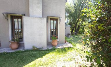 CASA QUINTA EN VENTA- 20 DE JUNIO
