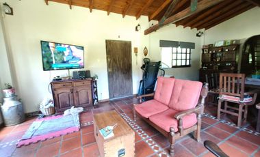 CASA QUINTA EN VENTA- 20 DE JUNIO