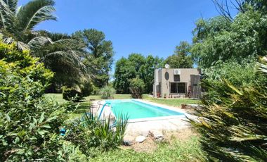 CASA QUINTA EN VENTA- 20 DE JUNIO