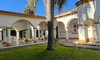 Casona Patrimonial en Venta en Centro de Goya