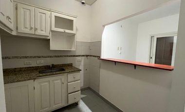 DEPARTAMENTO CENTRICO 3 AMBIENTES