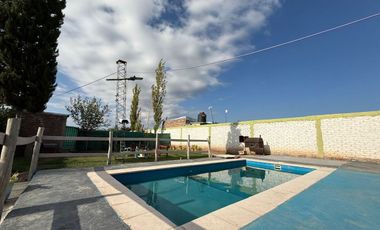 VENTA CASA CON PILETA B. ALTO CORDILLERANO LAVALLE