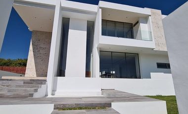 Residencia de Lujo en Ayamonte | Arquitectura Contemporánea + Vistas Naturales