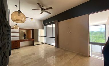 SE RENTA TOWNHOUSE EN TEMOZON, MERIDA