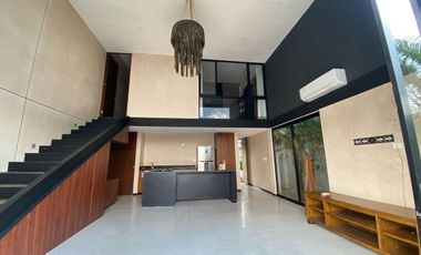 SE RENTA TOWNHOUSE EN TEMOZON, MERIDA