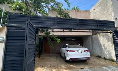 SE RENTA TOWNHOUSE EN TEMOZON, MERIDA