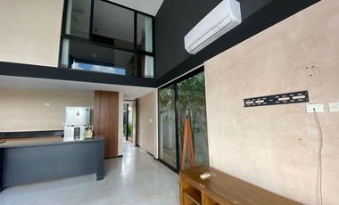 SE RENTA TOWNHOUSE EN TEMOZON, MERIDA