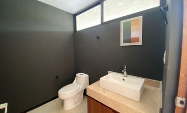 SE RENTA TOWNHOUSE EN TEMOZON, MERIDA