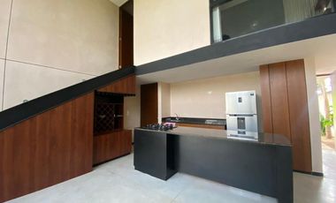 SE RENTA TOWNHOUSE EN TEMOZON, MERIDA