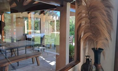 Casa en Alquiler  Pacheco Golf Club 4 dormitorios con jardin y pileta