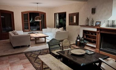 Casa en Alquiler  Pacheco Golf Club 4 dormitorios con jardin y pileta