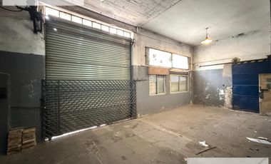 Depósito 400m2 techo losa + 200m2 Primer piso con M. Carga