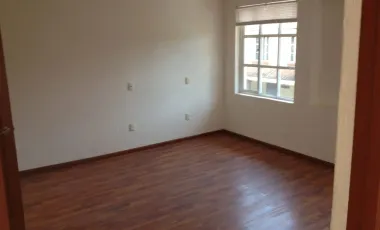 Casa en renta en Santa Maria Magdalena Ocotitlan, Metepec, México