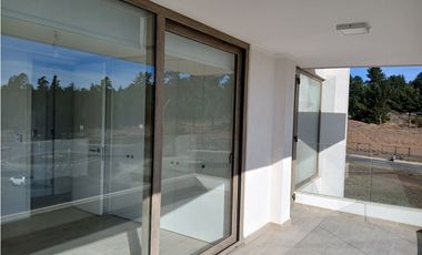 ARRIENDO DEPARTAMENTO NUEVO 2D 2B