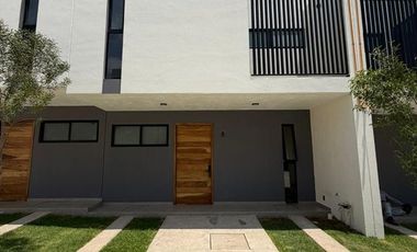 CASA EN VENTA/RENTA EN TRAMONTANA RESIDENCIAL