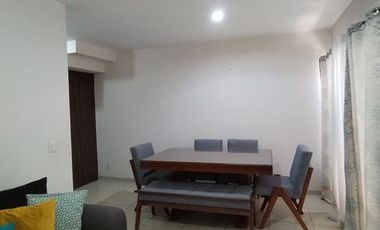 Casa de 3 Recámaras en coto en Parques Del Palmar
