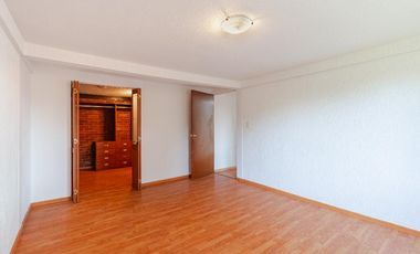 Casa en Venta en La Asunción, Metepec | Amplio Jardín y Excelente Ubicación