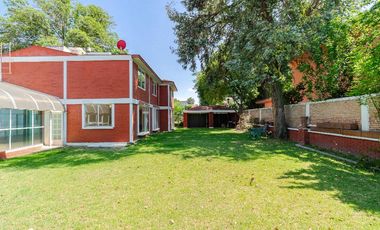 Casa en Venta en La Asunción, Metepec | Amplio Jardín y Excelente Ubicación