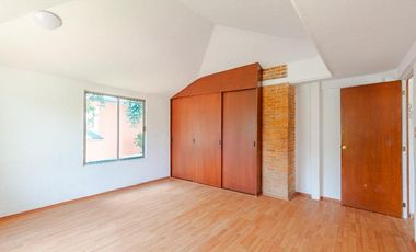 Casa en Venta en La Asunción, Metepec | Amplio Jardín y Excelente Ubicación