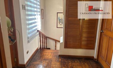 Hermosa Casa con Gran terreno en el Corazón de Macul