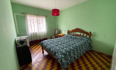 Venta Departamento en Moreno 4 ambientes